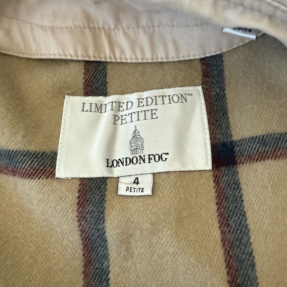 London Fog Limited Edition Tan Petite Trench Coat Jacket 4P - Picture 3 of 9